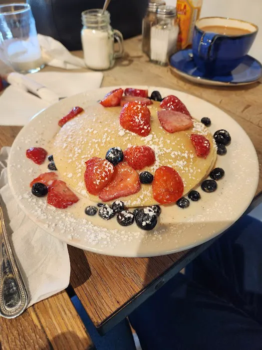 Summer and Autumn Brunch Cafe Picture 8