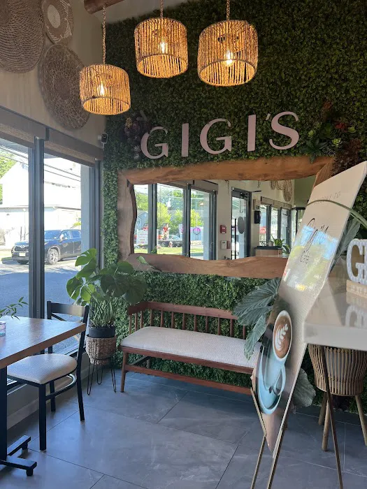 Gigi's Cafe Picture 7