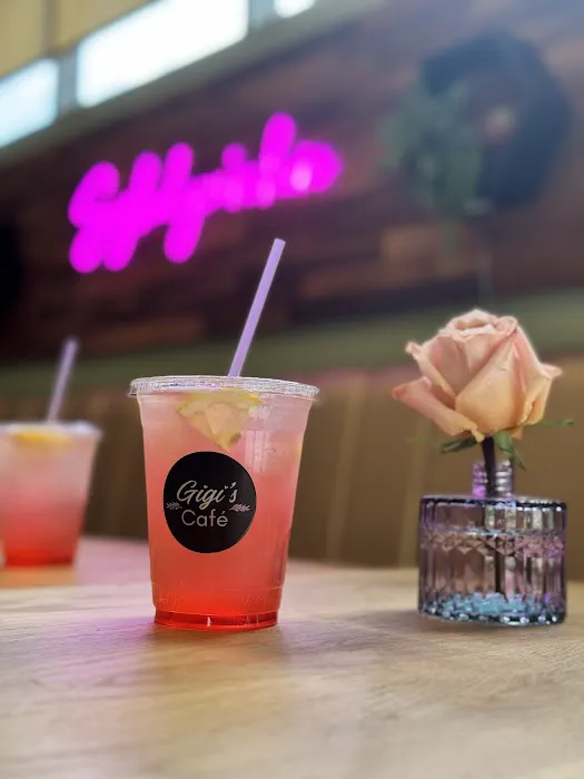 Gigi's Cafe Picture 3