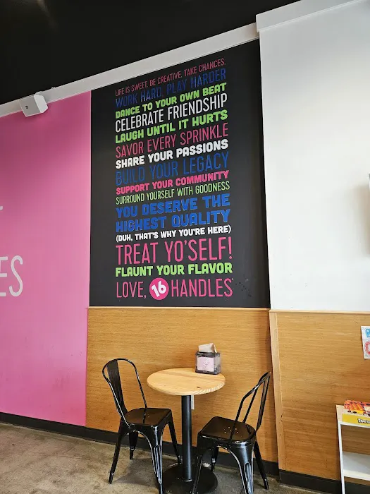 16 Handles Picture 7