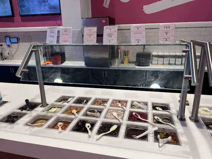 16 Handles Picture 6