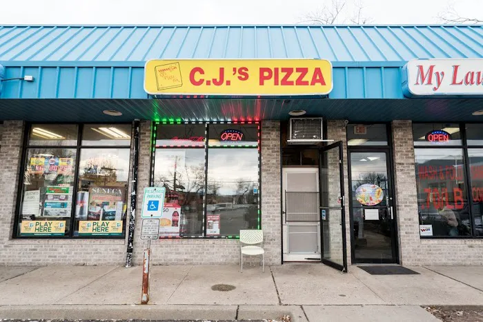 CJ's Pizza Box Picture 10