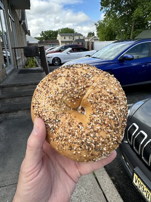 Ben's Bagel Barn Picture 2