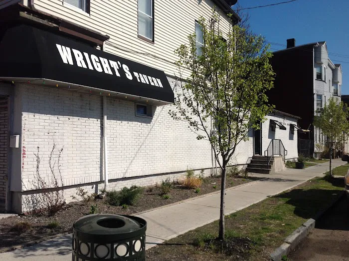 Wrights Tavern Bar Picture 5