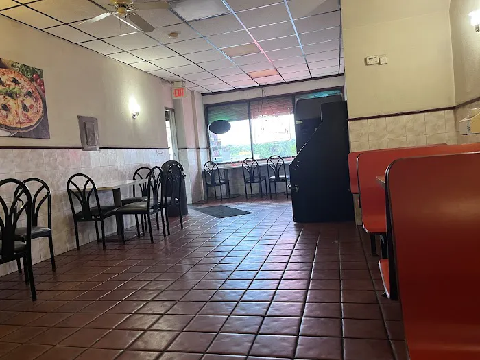 Joe's Pizzeria Picture 1