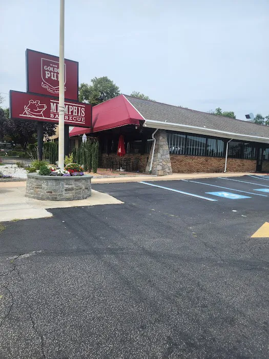 The Golden Pub Picture 4