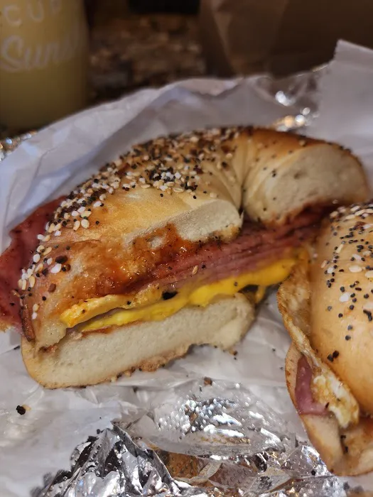 Bagel Bros Deli Picture 1