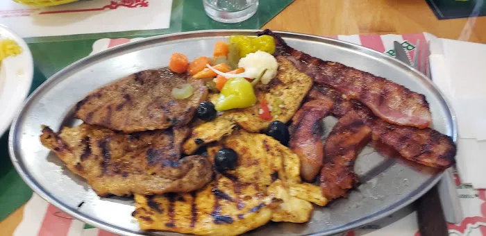 Nino's Restaurant & Pizzeria Picture 3