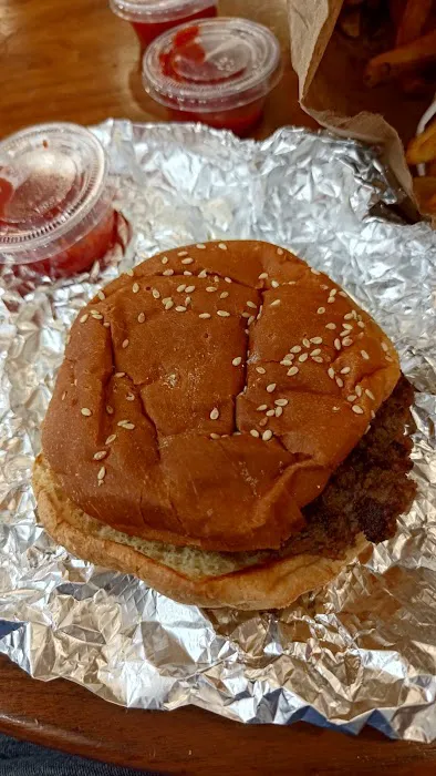Five Guys Picture 3