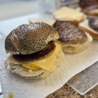 Bobby’s Deli & Grocery ico