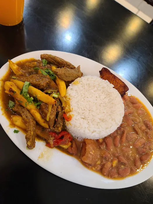 Colombia Bakery Restaurant & Bar Picture 6