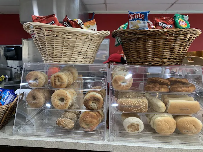 Jagis Bagels & Deli Picture 9