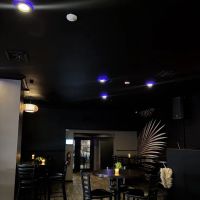 82 Oak Bar & Bistro ico