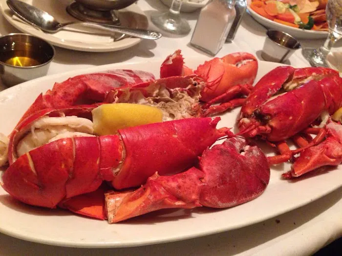 Segovia Steakhouse & Seafood Picture 2