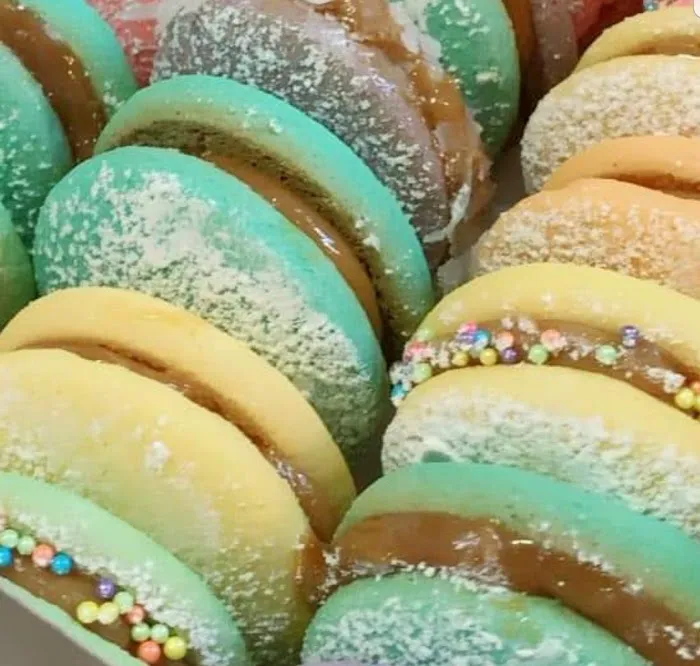 M&J's Sweets and Cakes Picture 6