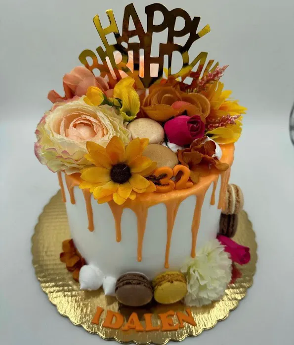 Lia’s Cake Picture 3