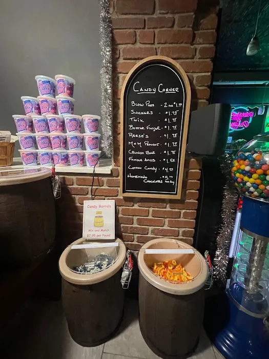 Muggsy's Sweet Shoppe Picture 5