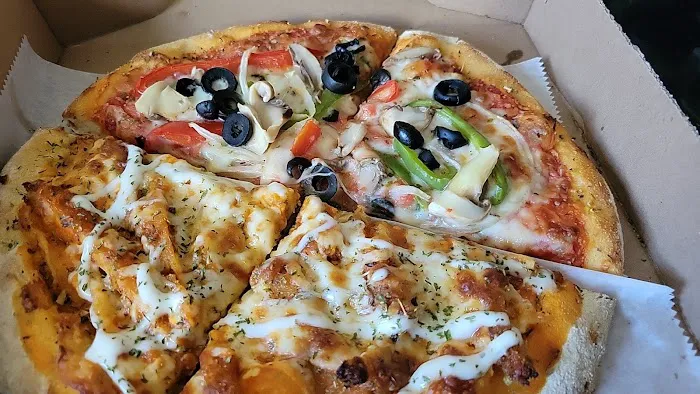Nonno’s Pizzeria Deli & Catering Picture 4
