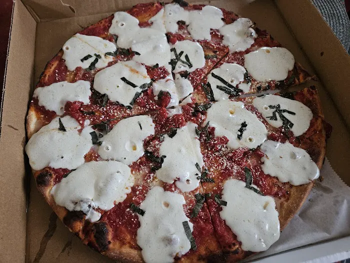 Ralph's Pizzeria Picture 5