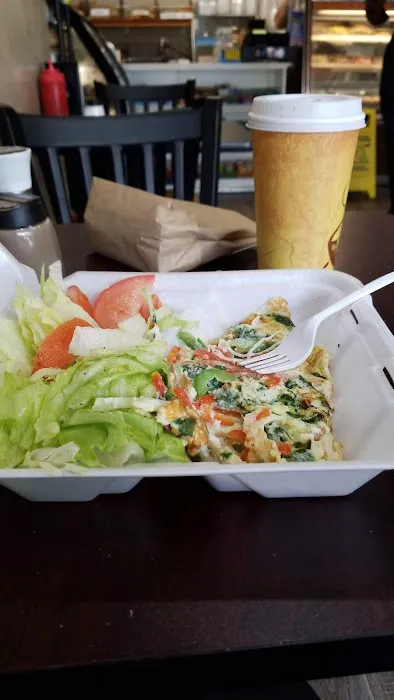 Bagel Plus & Cafe Picture 4