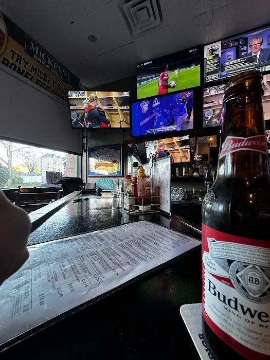 Mickey's Bar & Grill, Best Sports Bar in Jersey Picture 9
