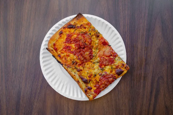 Rocky's Pizzeria & Restaurant Picture 10