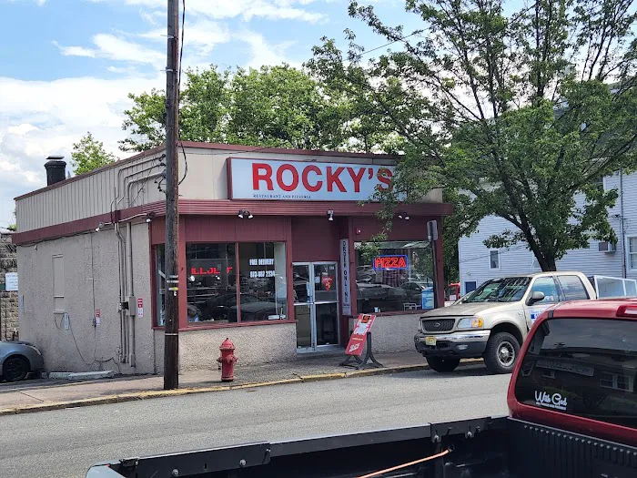 Rocky's Pizzeria & Restaurant Picture 8