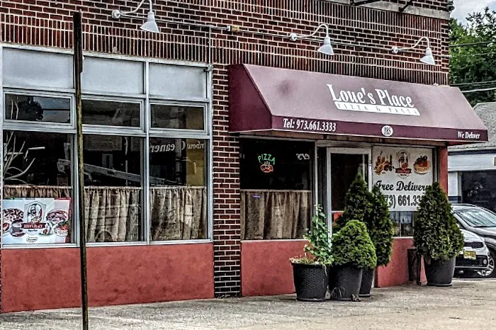 Loue's Place Pizza & Pasta Picture 8