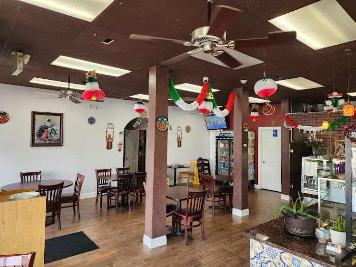 Los Jarros Mexican Grill Restaurant Picture 3