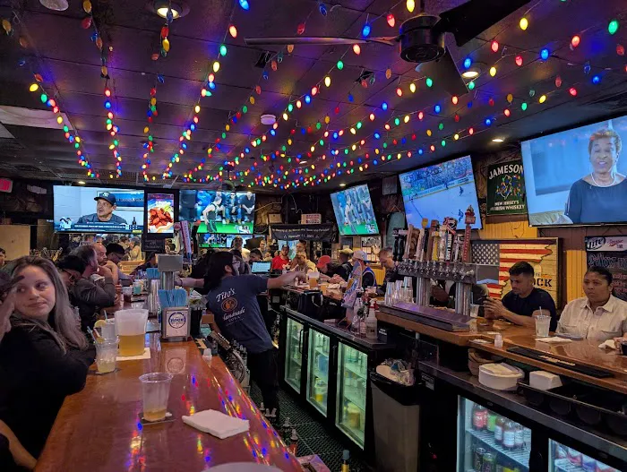 The Rock Bar & Grill Picture 4