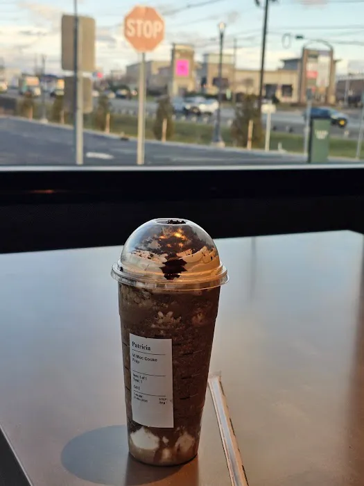 Starbucks Picture 1