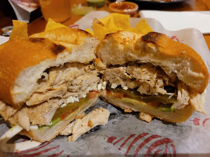 Taqueria Los Gueros Picture 6