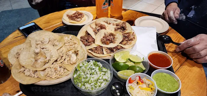 Taqueria Los Gueros Picture 5