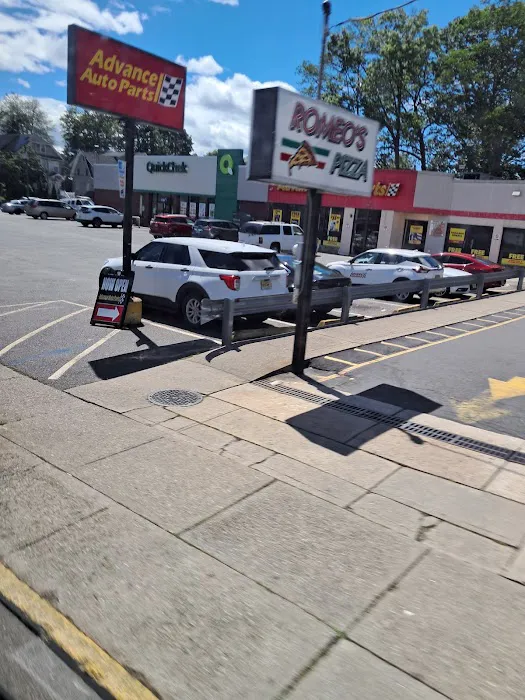 Romeo's Pizza Picture 1