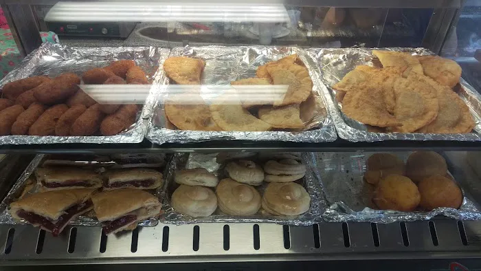 El Fenix Bakery II Picture 1