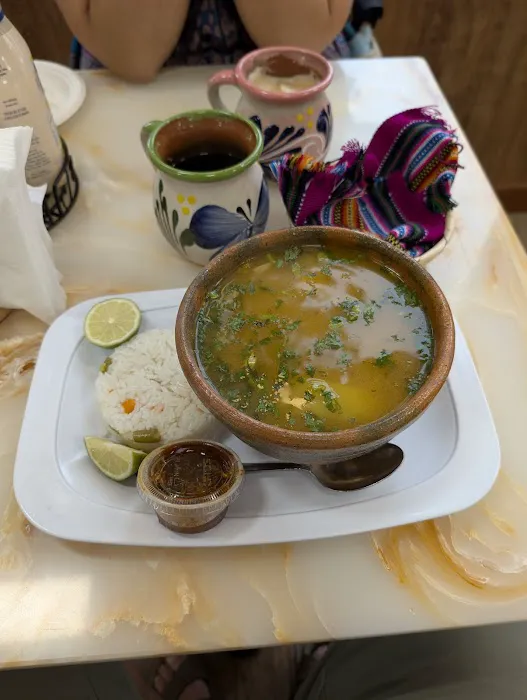 El Chapin Restaurant & Bakery Picture 3