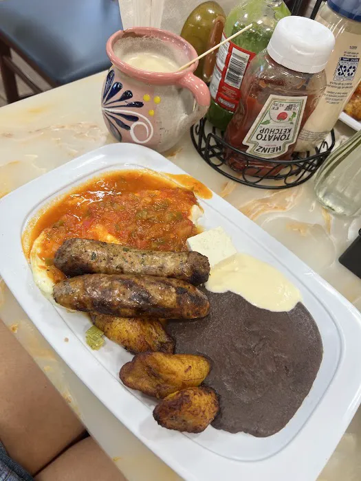 El Chapin Restaurant & Bakery Picture 7