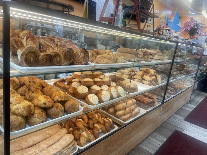El Chapin Restaurant & Bakery Picture 6