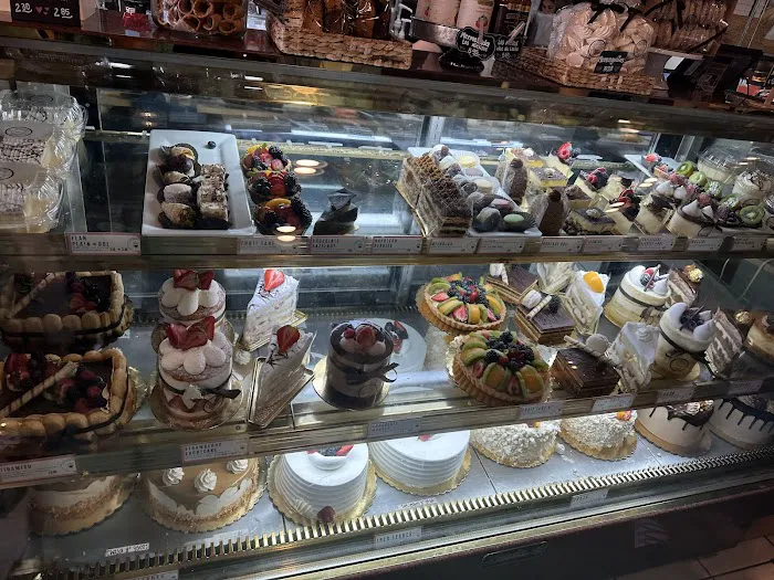 Las Chicas Bakery & Cafe Picture 1