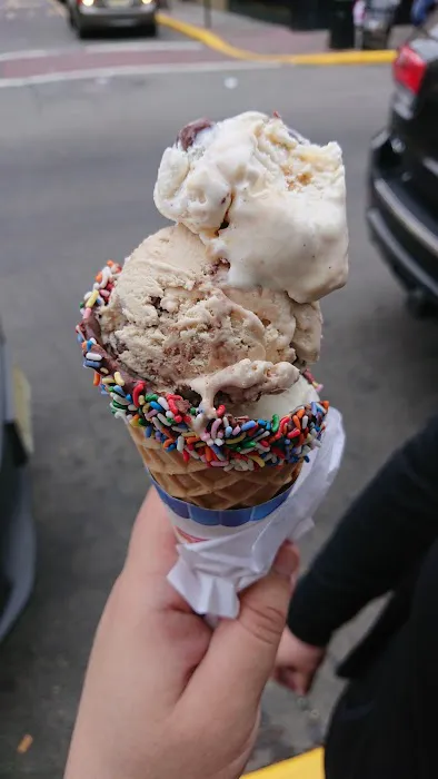 Cones Artisanal Ice Cream Picture 1