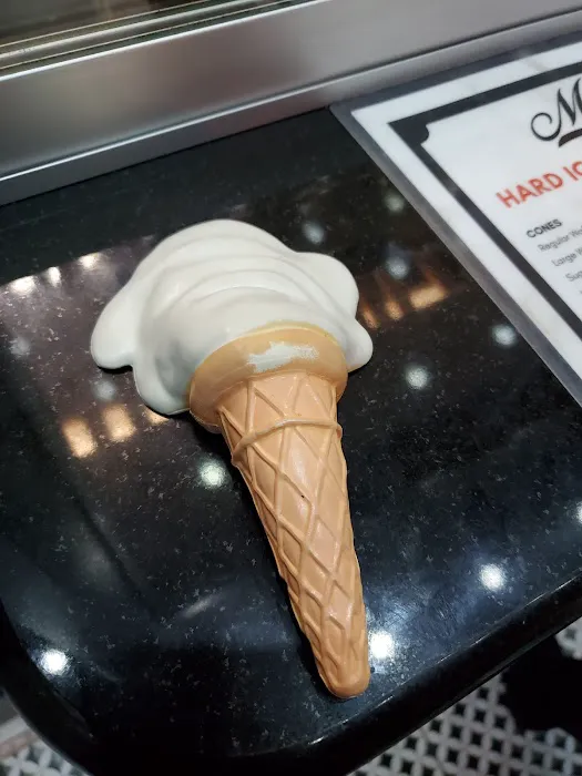 Cones Artisanal Ice Cream Picture 3