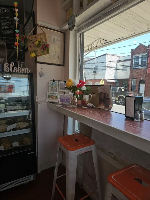 Petite B Bakery Picture 1