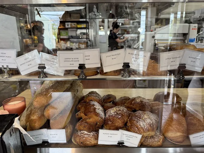 Petite B Bakery Picture 4