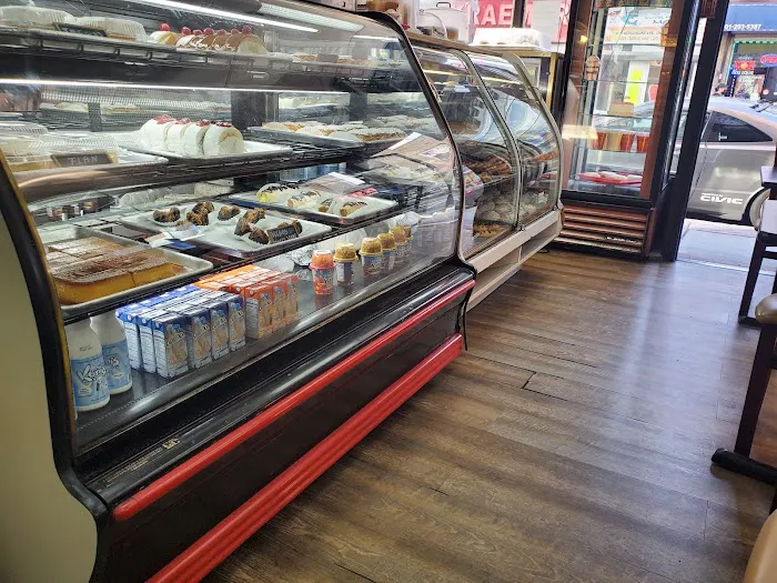 El Carretero Bakery Picture 3