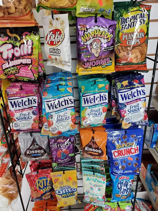 A&J Grocery Deli Picture 8