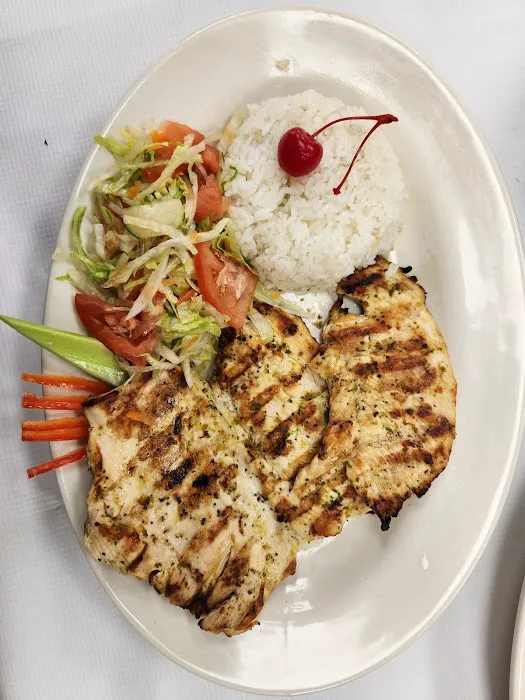 CrisPanchos Bakery & Restaurant Picture 4