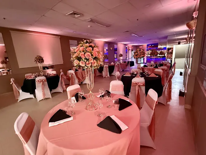Extra Super Restaurant Picture 4
