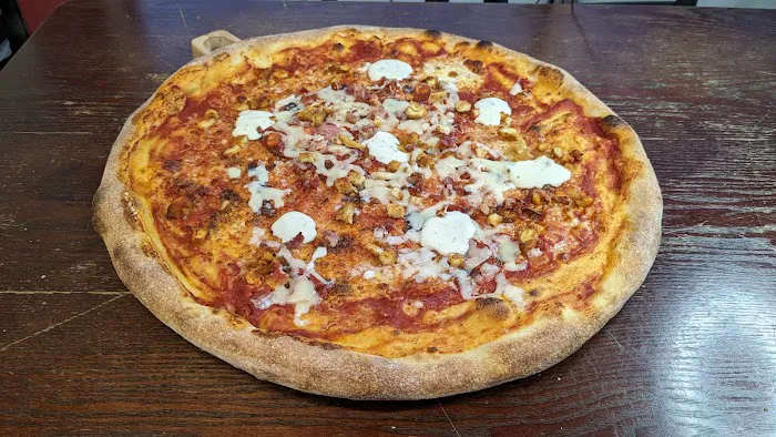 Gio's Pizza y restaurante Picture 2