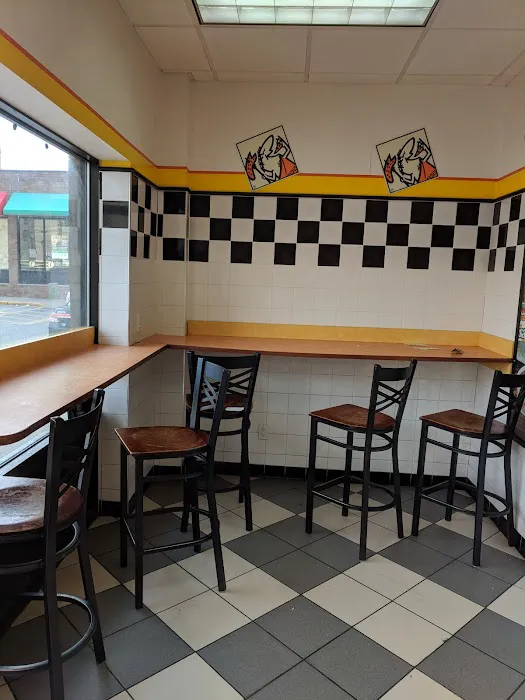 Little Caesars Pizza Picture 4