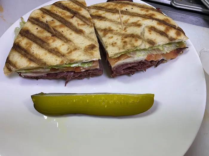 Latin American Deli & Grocery Picture 4